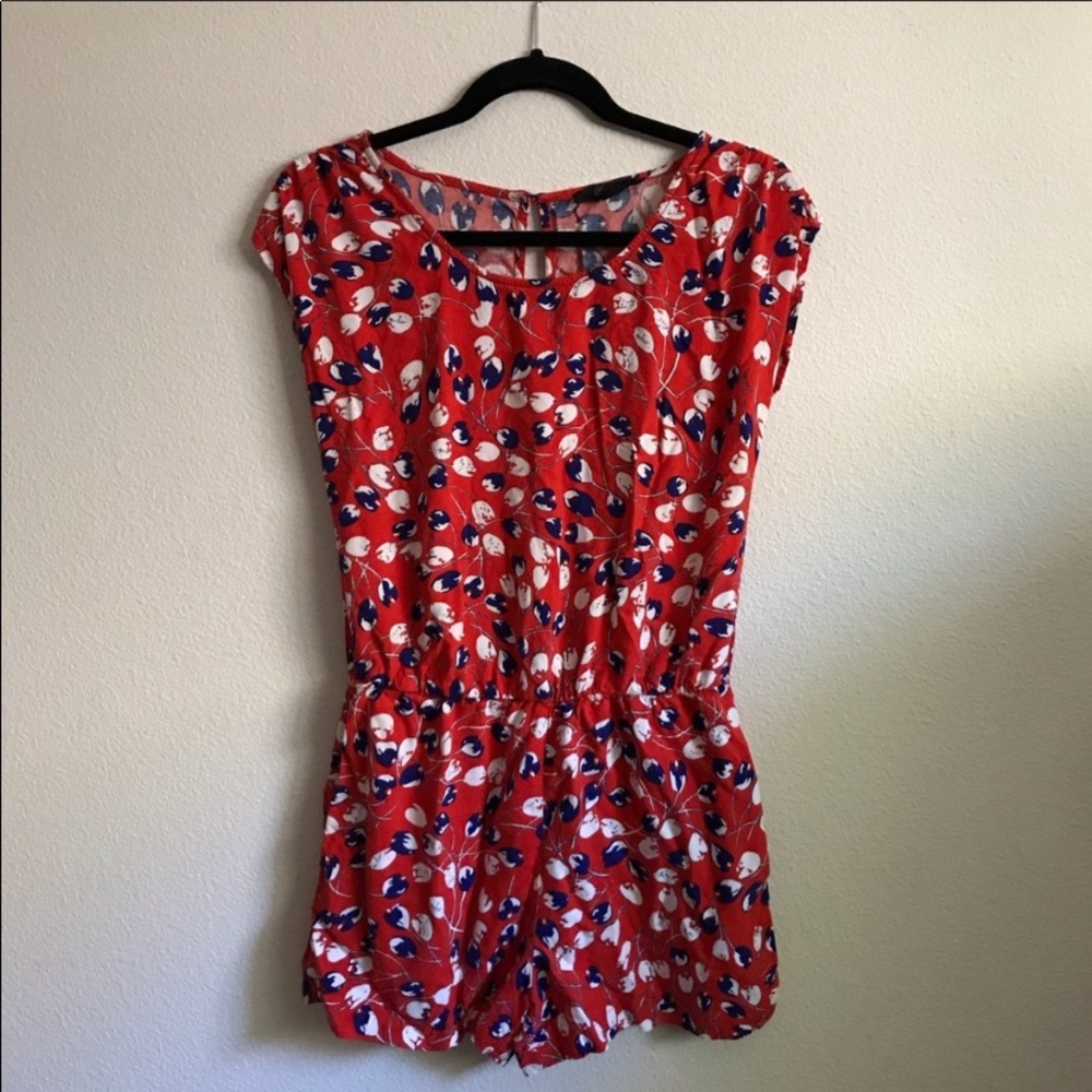 JULY 4TH SALE 💥F21 XXI floral romper✨